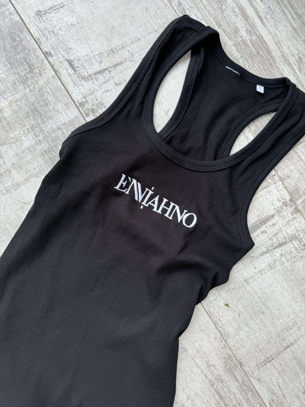 Enniahno Logo white/Black Racer Vest