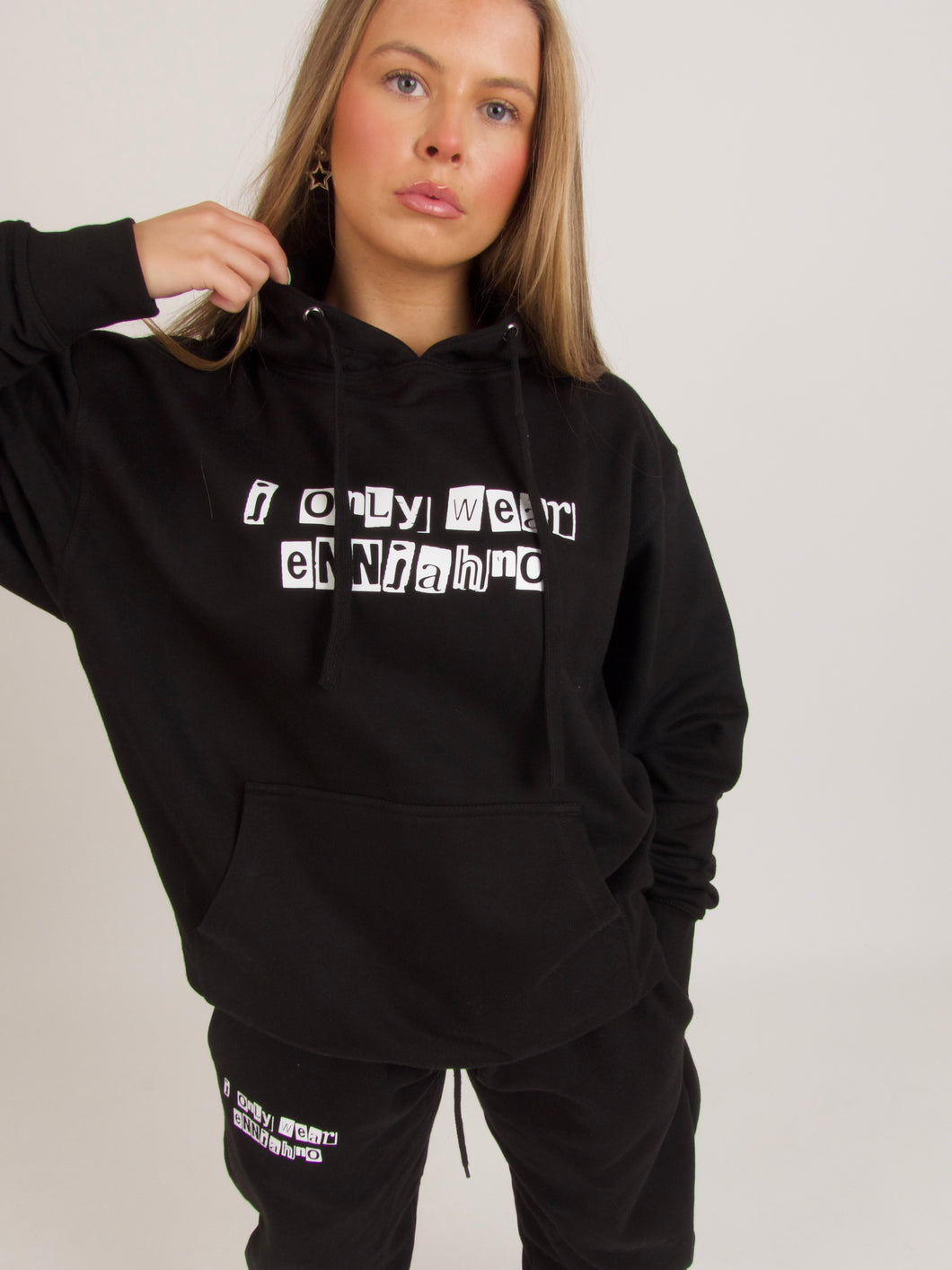 Newspaper White/Black Hoodie